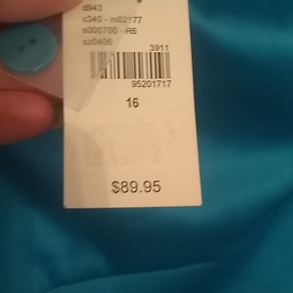 Dress - Picture 2 of 3